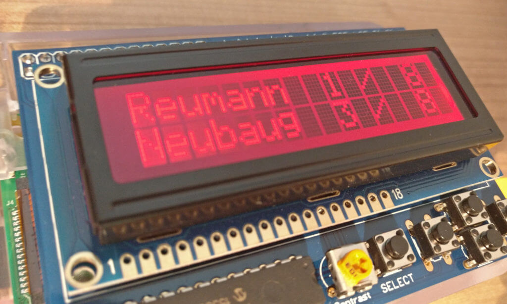 Raspberry Pi Public Transport Departure Monitor - Red: wait a bit to leave your apartment